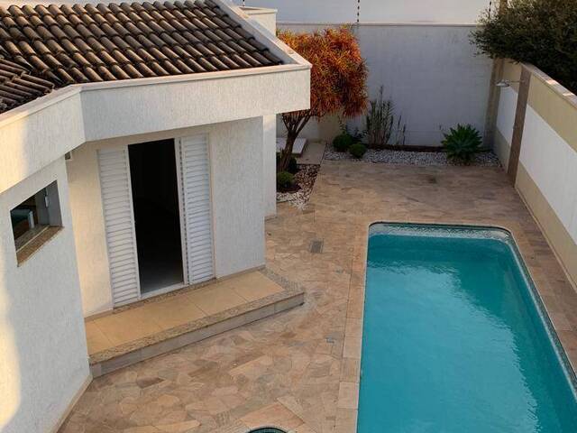 #33 - Casa para Venda em Araraquara - SP - 2
