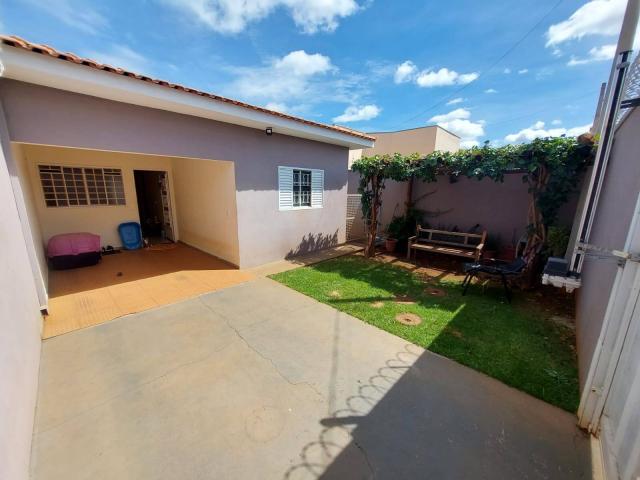 #38 - Casa para Venda em Araraquara - SP - 2